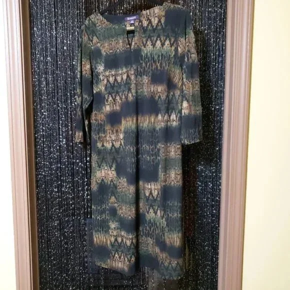 Roaman"s Safari Green Multi Jungle Shift Dress - Picture 8 of 8